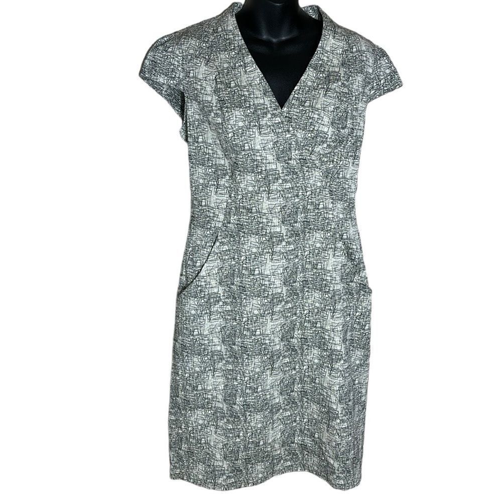 M.M. Lafleur the Aditi dress recycled wondertex geometric patterned 8